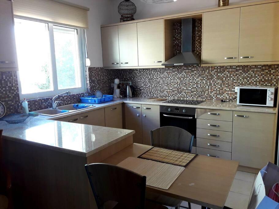 Nara Apartment Artemis Agios Spyridon  エクステリア 写真